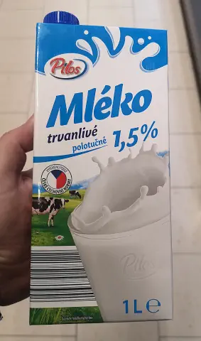 Pilos polotučné mléko