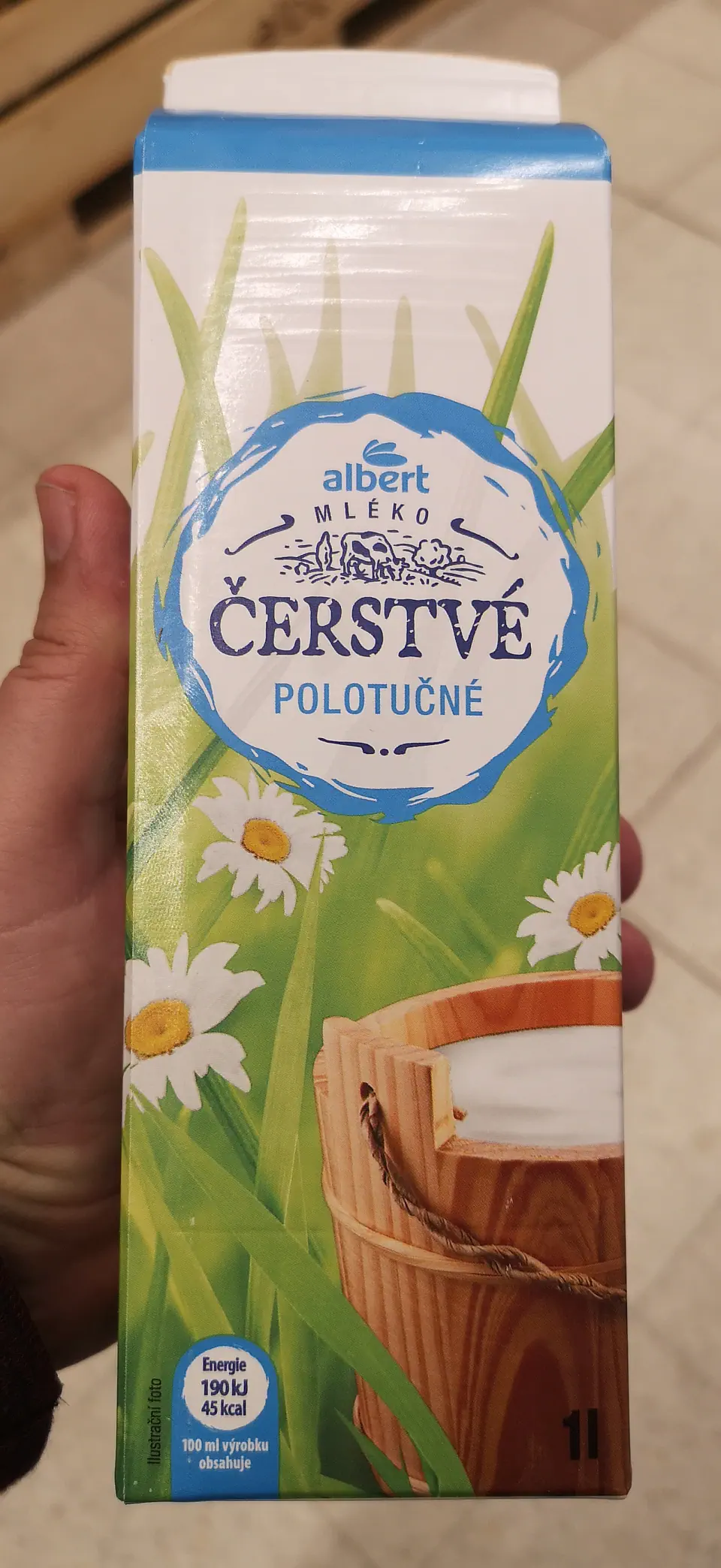 Albert mléko polotučné
