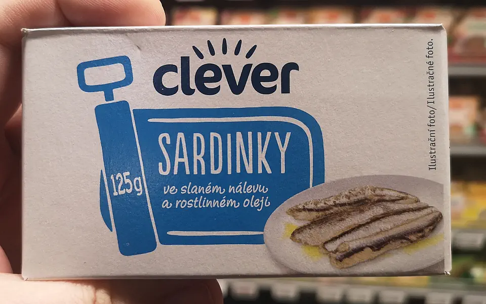 Clever Sardinky ve slaném nálevu a rostlinném oleji